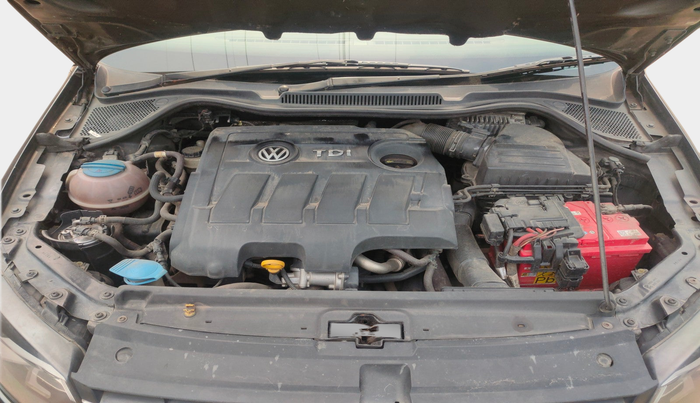 2016 Volkswagen Vento HIGHLINE 1.5 AT, Diesel, Automatic, 1,18,931 km, exterior