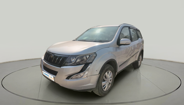 2016 Mahindra XUV500 W6, Diesel, Manual, 98,657 km, exterior