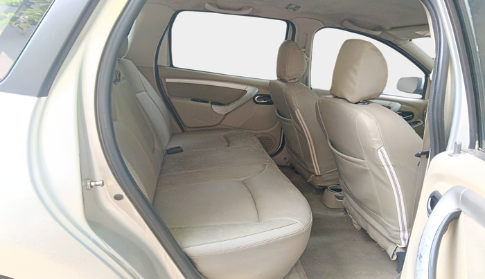 2014 Nissan Terrano XL (D), Diesel, Manual, 3,33,806 km, interior