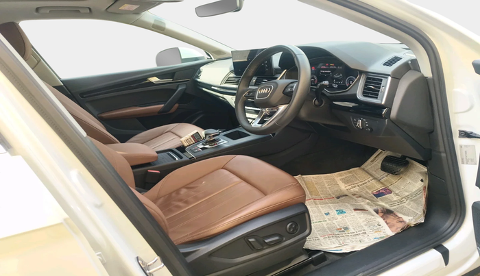 2023 Audi Q5 Technology 45 TFSI, Petrol, Automatic, 18,630 km, interior