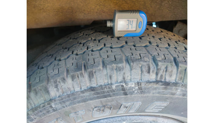 2015 Mahindra Thar CRDE 4X4 AC, Diesel, Manual, 90,673 km, tyre