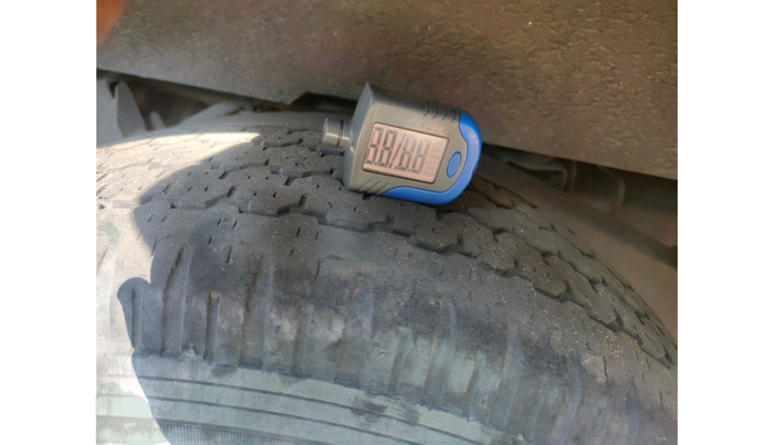 2015 Mahindra Thar CRDE 4X4 AC, Diesel, Manual, 90,673 km, tyre