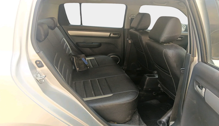 2010 Maruti Swift VXI, Petrol, Manual, 1,00,715 km, interior