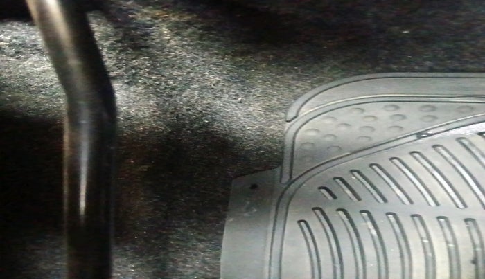 2010 Maruti Swift VXI, Petrol, Manual, 1,00,715 km, interior