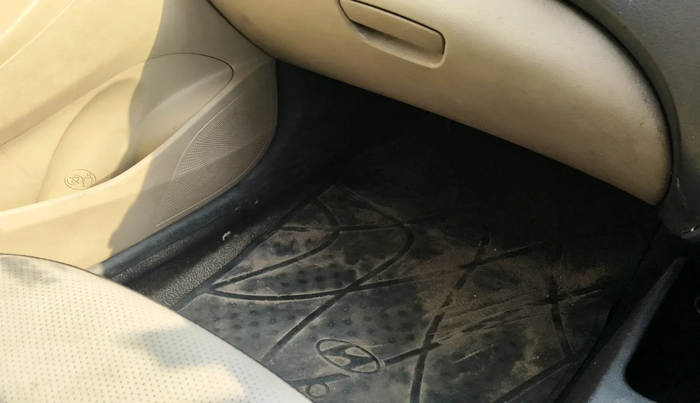 2015 Hyundai Eon ERA +, Petrol, Manual, 55,229 km, interior