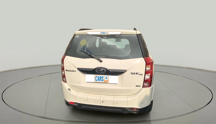 2015 Mahindra XUV500 W8, Diesel, Manual, 1,48,965 km, exterior