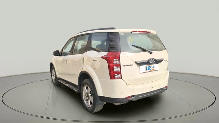 2015 Mahindra XUV500 W8, Diesel, Manual, 1,48,965 km, exterior