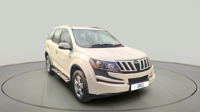 2015 Mahindra XUV500 W8, Diesel, Manual, 1,48,965 km, exterior