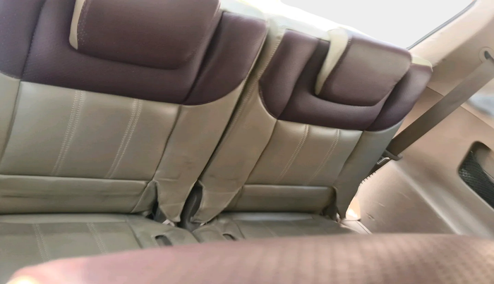 2015 Mahindra XUV500 W8, Diesel, Manual, 1,48,965 km, interior