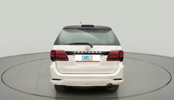 2012 Toyota Fortuner 3.0 4X2 MT, Diesel, Manual, 1,23,882 km, exterior