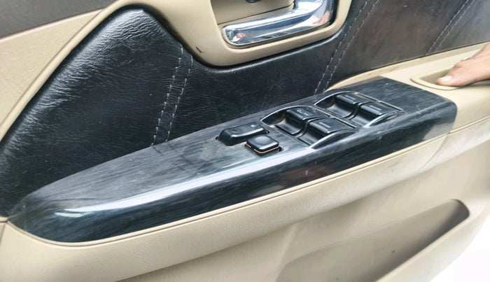 2012 Toyota Fortuner 3.0 4X2 MT, Diesel, Manual, 1,23,882 km, interior