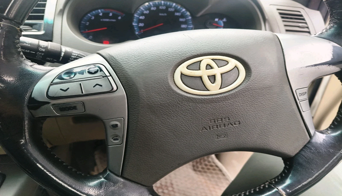 2012 Toyota Fortuner 3.0 4X2 MT, Diesel, Manual, 1,23,882 km, interior