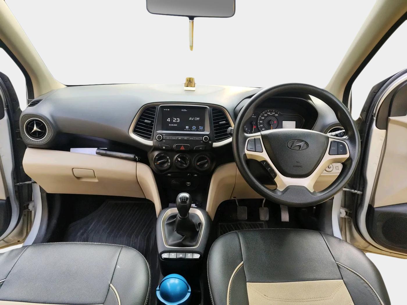 2019 Hyundai NEW SANTRO SPORTZ MT, Petrol, Manual, 35,731 km, interior