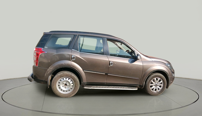 2018 Mahindra XUV500 W10, Diesel, Manual, 44,641 km, exterior