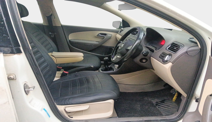 2012 Volkswagen Vento HIGHLINE DIESEL 1.6, Diesel, Manual, 2,46,743 km, interior