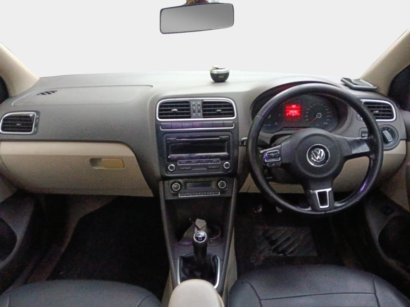 2012 Volkswagen Vento HIGHLINE DIESEL 1.6, Diesel, Manual, 2,47,000 km, interior