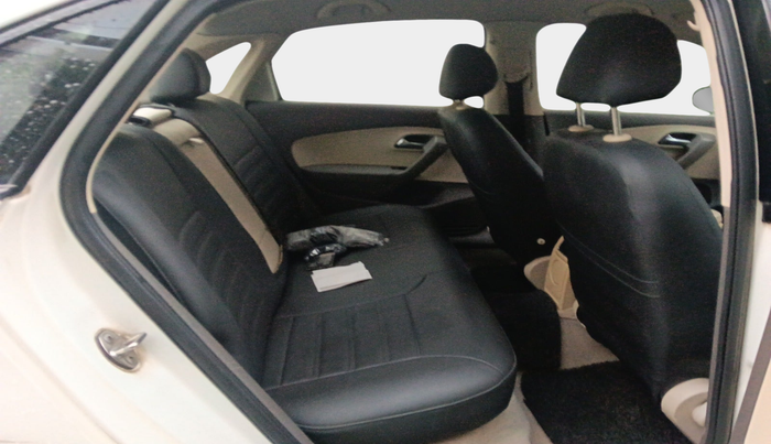 2012 Volkswagen Vento HIGHLINE DIESEL 1.6, Diesel, Manual, 2,46,743 km, interior