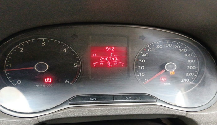 2012 Volkswagen Vento HIGHLINE DIESEL 1.6, Diesel, Manual, 2,46,743 km, interior