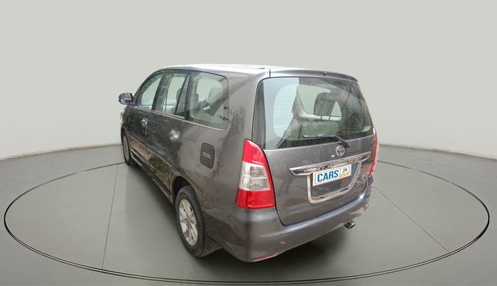 2013 Toyota Innova 2.5 VX 7 STR, Diesel, Manual, 67,310 km, exterior