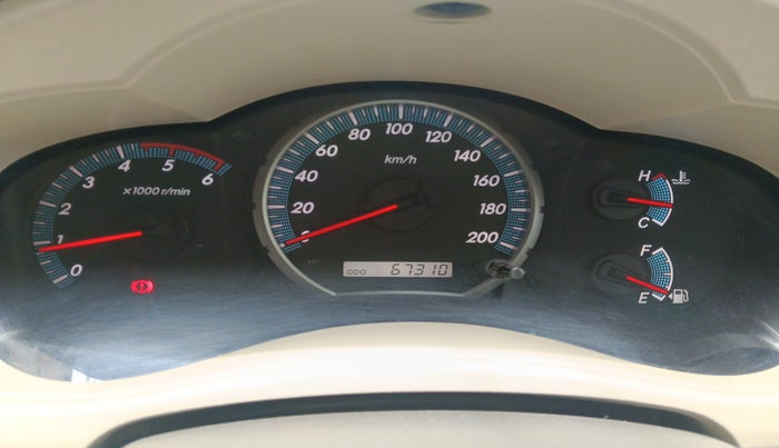 2013 Toyota Innova 2.5 VX 7 STR, Diesel, Manual, 67,310 km, interior