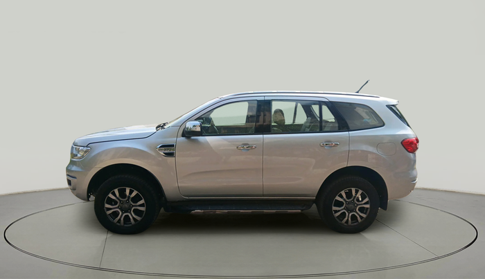 2016 Ford Endeavour TREND 2.2 4X2 AT, Diesel, Automatic, 1,41,344 km, exterior