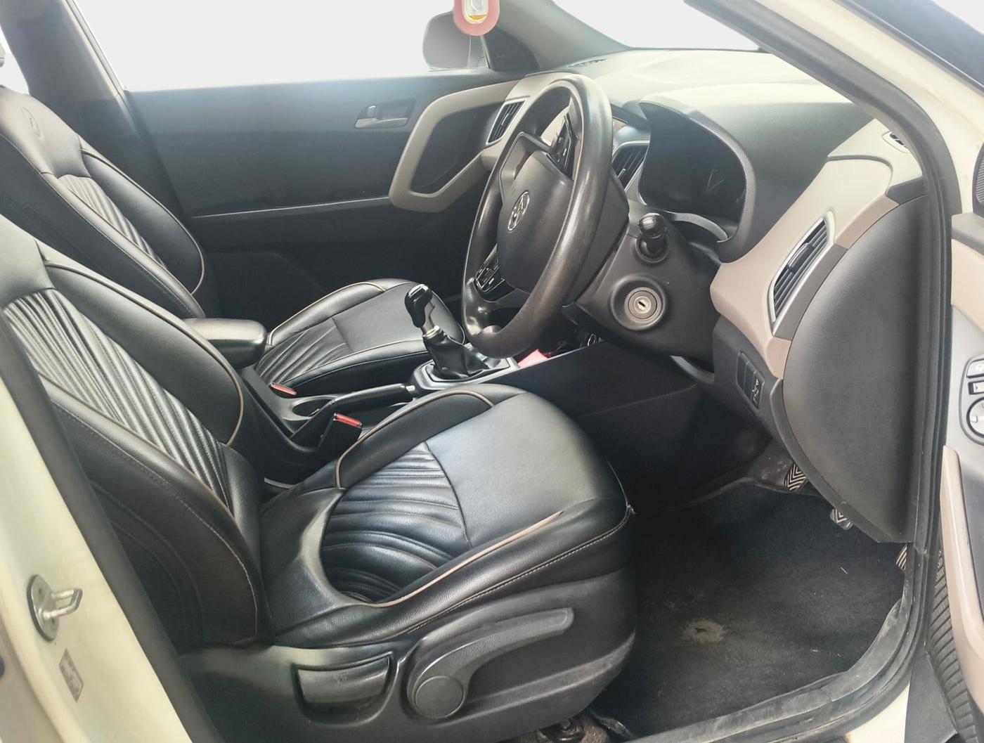 2016 Hyundai Creta SX 1.6 DIESEL, Diesel, Manual, 2,11,505 km, interior