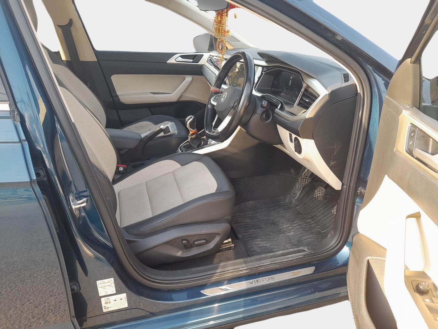 2025 Volkswagen VIRTUS TOPLINE TSI 1.0 MT, Petrol, Manual, 41,000 km, interior