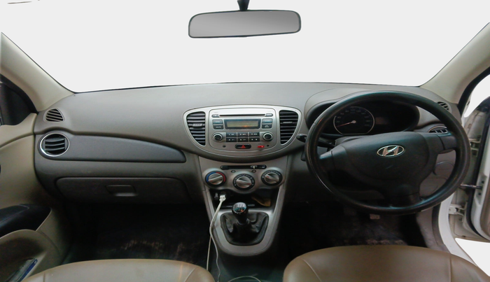 2013 Hyundai i10 MAGNA 1.2, Petrol, Manual, 80,589 km, interior