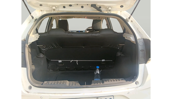 2021 Tata ALTROZ XE DIESEL, Diesel, Manual, 24,254 km, exterior