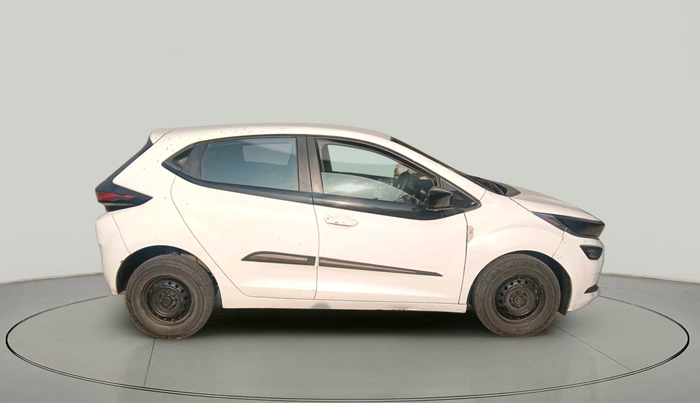 2021 Tata ALTROZ XE DIESEL, Diesel, Manual, 24,254 km, exterior