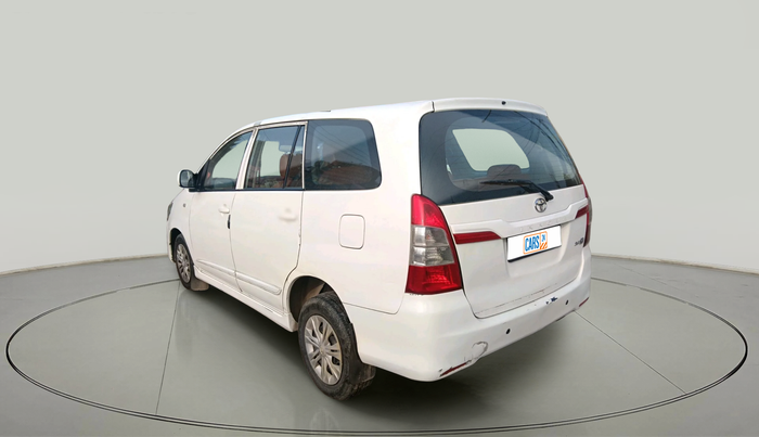 2014 Toyota Innova 2.5 GX 7 STR, Diesel, Manual, 1,74,246 km, exterior