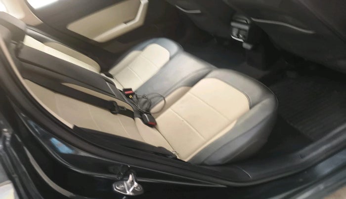 2024 Volkswagen VIRTUS Topline 1.0 TSI MT (Electric Seats), Petrol, Manual, 23,601 km, interior