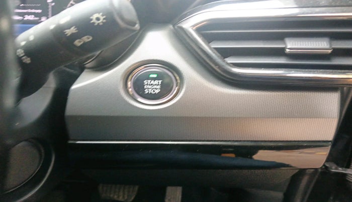 2022 Tata Safari XZA PLUS, Diesel, Automatic, 62,495 km, interior