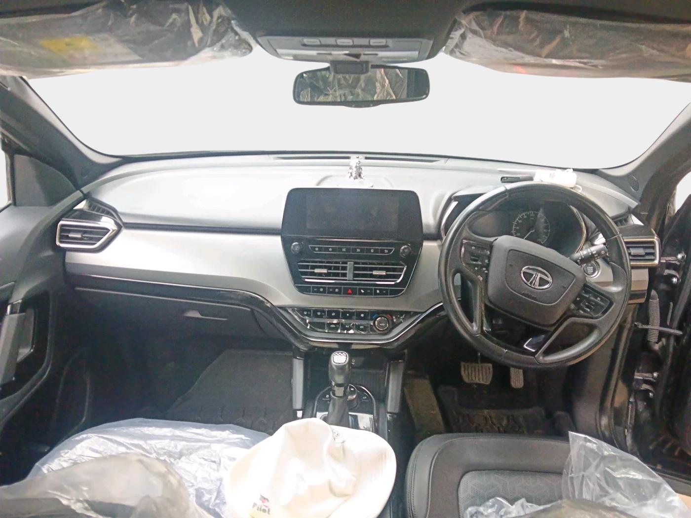 2022 Tata Safari XZA PLUS, Diesel, Automatic, 62,495 km, interior
