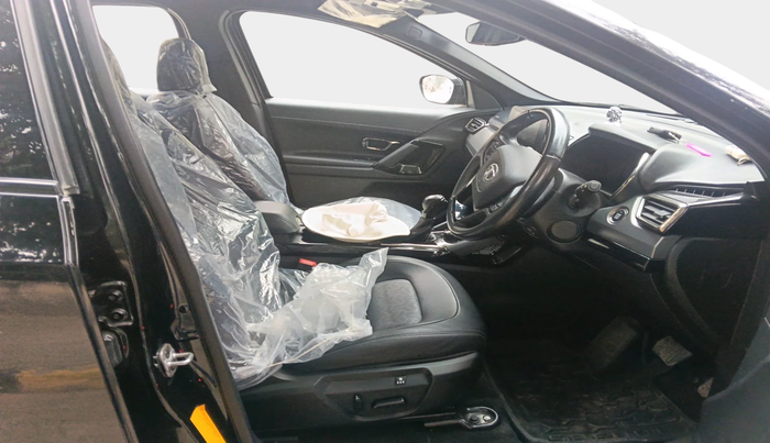 2022 Tata Safari XZA PLUS, Diesel, Automatic, 62,495 km, interior
