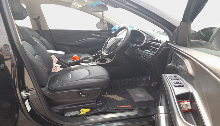 2024 MG HECTOR Sharp Pro Blackstorm 2.0 Turbo Diesel MT, Diesel, Manual, 29,000 km, interior