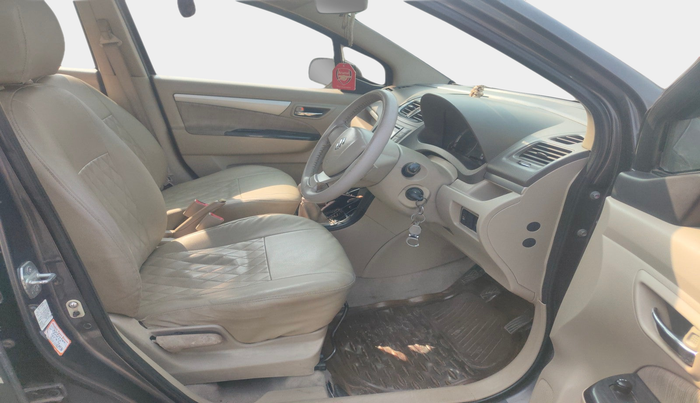 2013 Maruti Ertiga VDI, Diesel, Manual, 1,25,549 km, interior