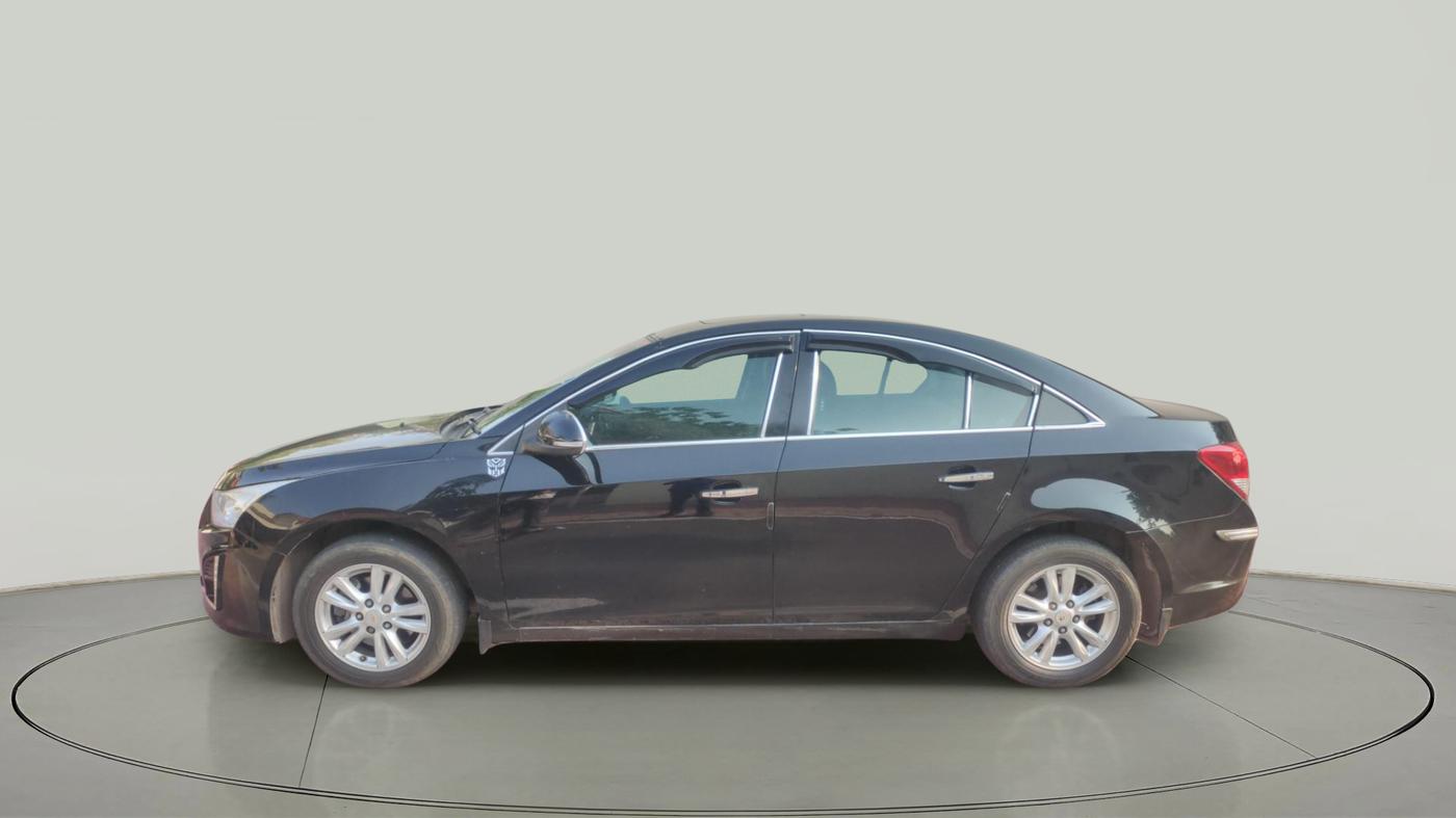 2014 Chevrolet Cruze LTZ AT, Diesel, Automatic, 1,66,227 km, exterior