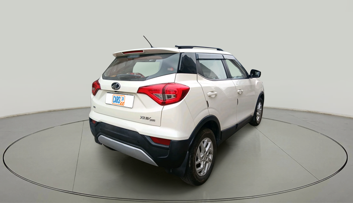 2022 Mahindra XUV300 W8 1.5 DIESEL, Diesel, Manual, 13,637 km, exterior