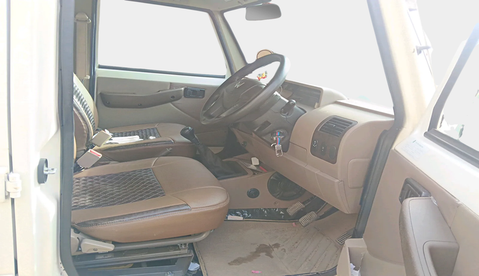 2022 Mahindra Bolero B6, Diesel, Manual, 23,217 km, interior