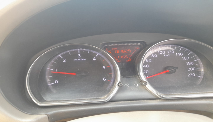 2013 Renault Scala RXL DIESEL, Diesel, Manual, 1,31,829 km, interior