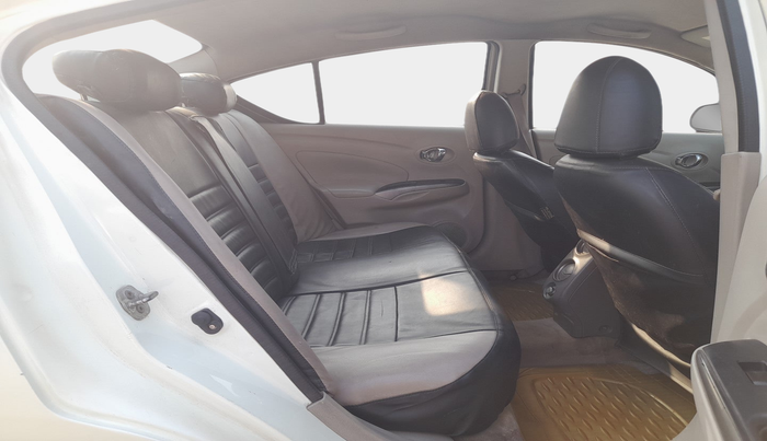 2013 Renault Scala RXL DIESEL, Diesel, Manual, 1,31,829 km, interior