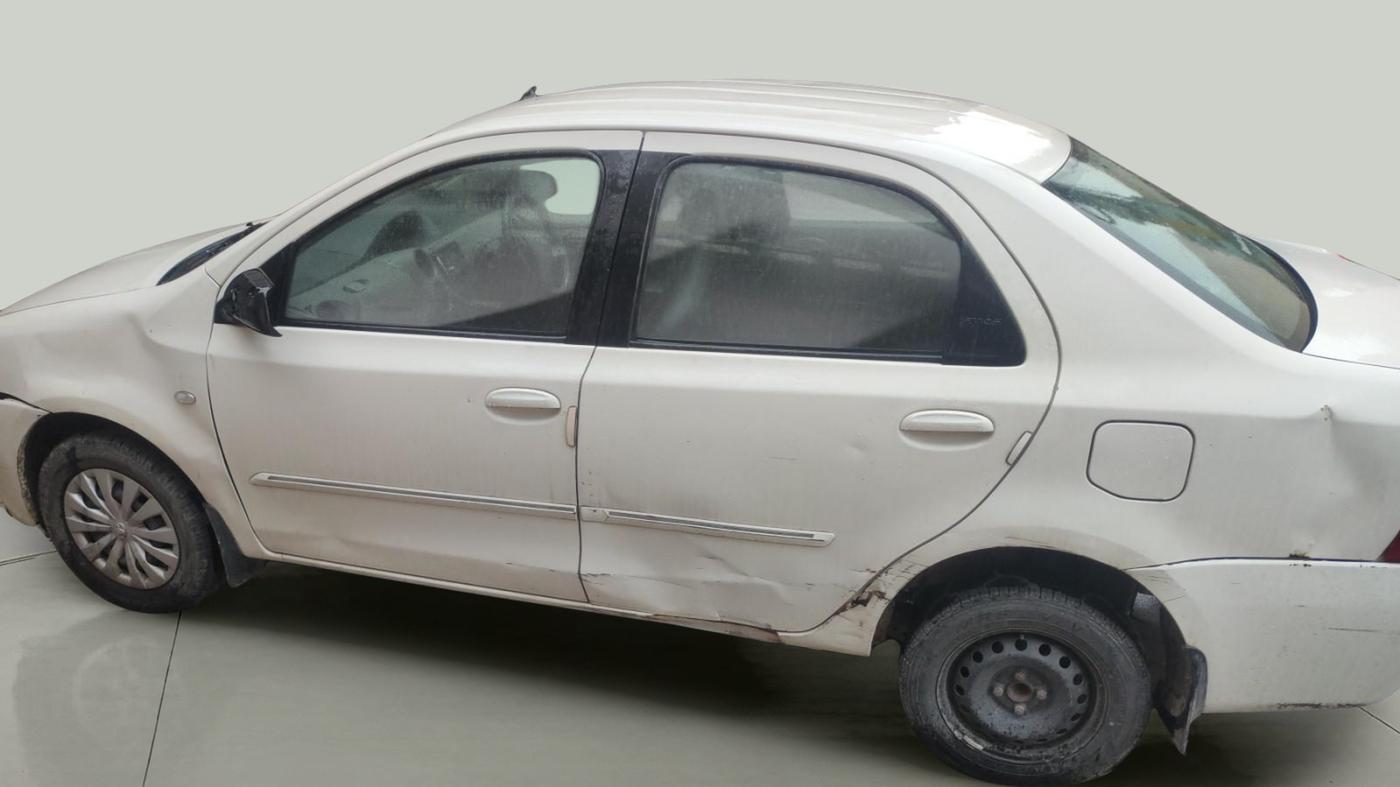 2011 Toyota Etios G, Petrol, Manual, 77,492 km, exterior