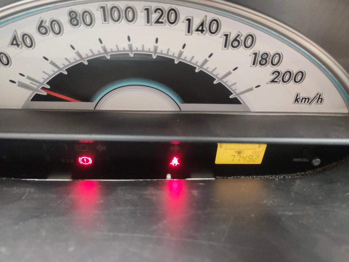 2011 Toyota Etios G, Petrol, Manual, 77,492 km, interior