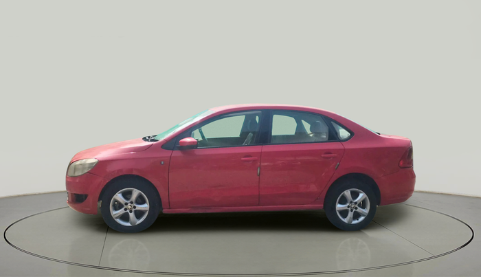 2013 Skoda Rapid ELEGANCE 1.6 TDI CR MT, Diesel, Manual, 1,45,716 km, exterior