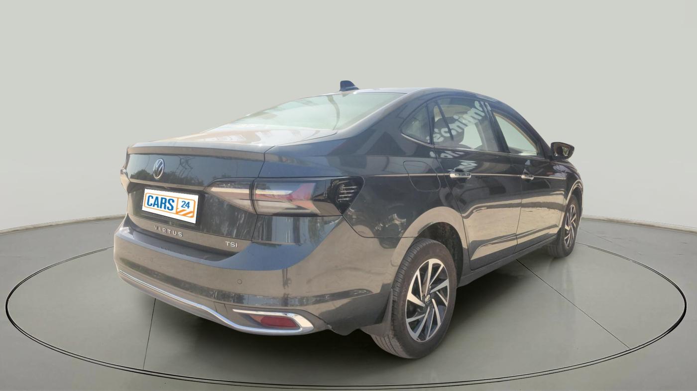 2023 Volkswagen VIRTUS TOPLINE TSI 1.0 MT, Petrol, Manual, 8,974 km, exterior