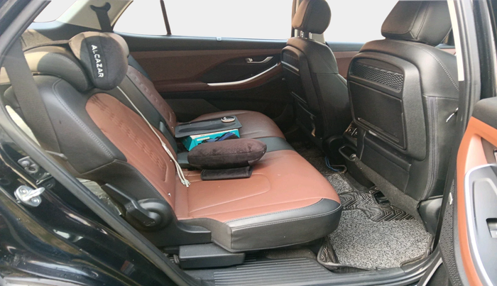 2023 Hyundai ALCAZAR 1.5 SIGNATURE (O) AT 7STR, Diesel, Automatic, 24,627 km, interior