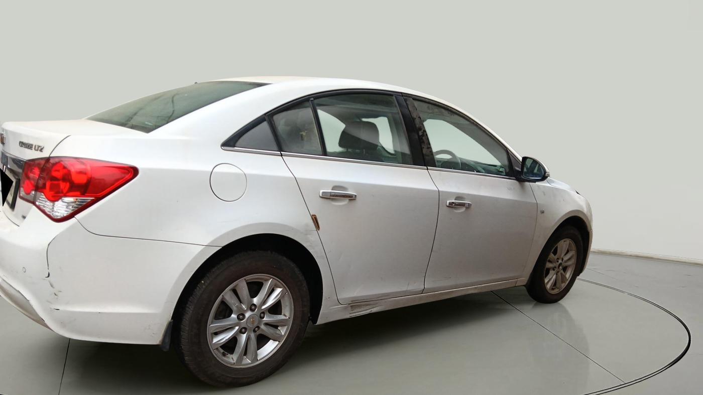 2015 Chevrolet Cruze LTZ, Diesel, Manual, 1,25,000 km, exterior