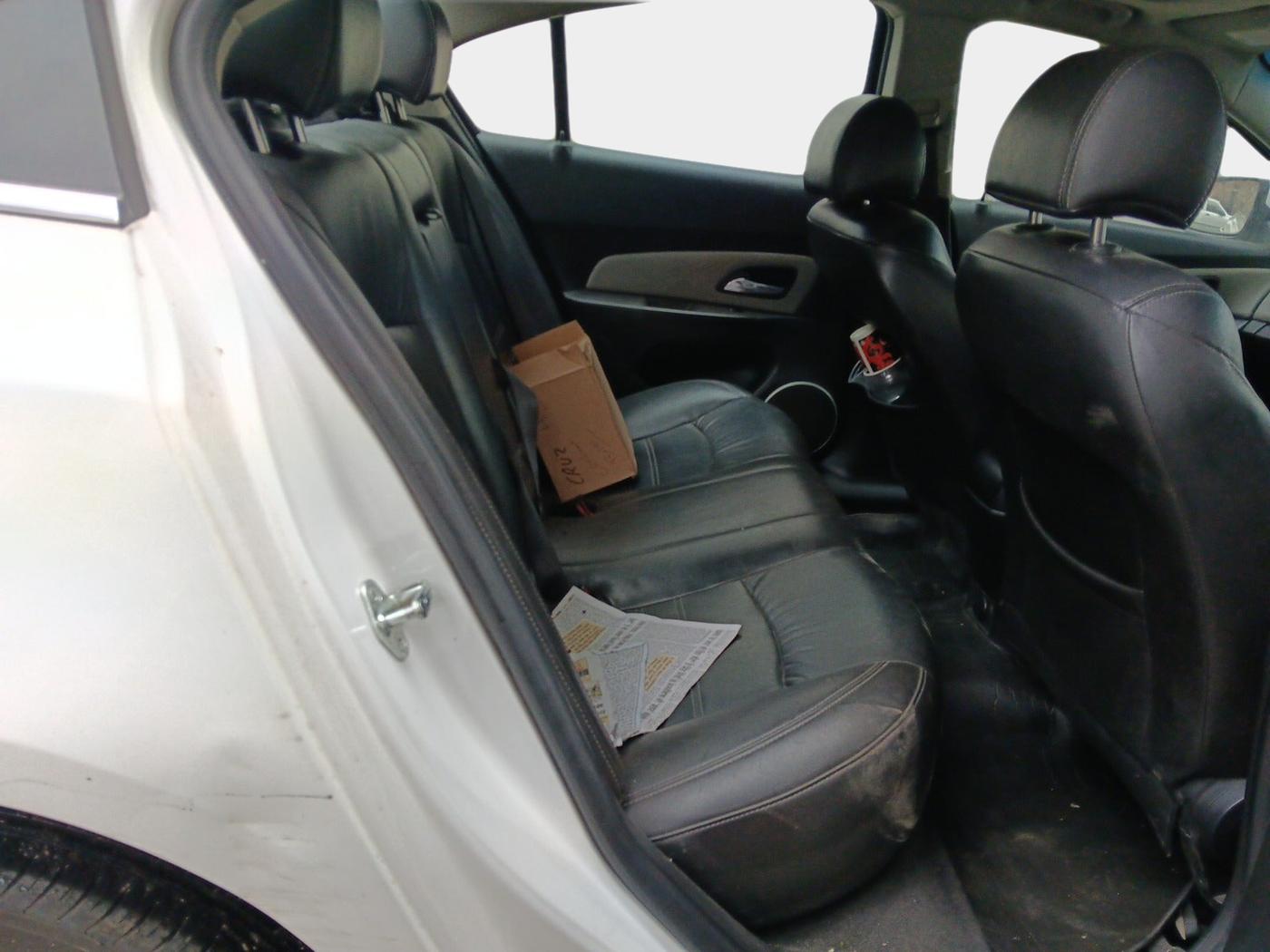 2015 Chevrolet Cruze LTZ, Diesel, Manual, 1,25,000 km, interior