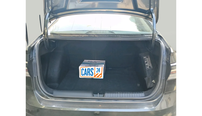 2023 Volkswagen VIRTUS TOPLINE TSI 1.0 AT, Petrol, Automatic, 17,007 km, exterior